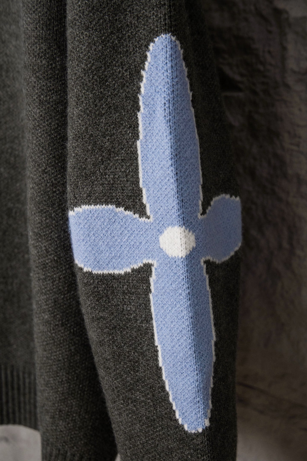 Retro atmosphere round neck autumn and winter loose and lazy feeling thick unisex sweater P205-Grey