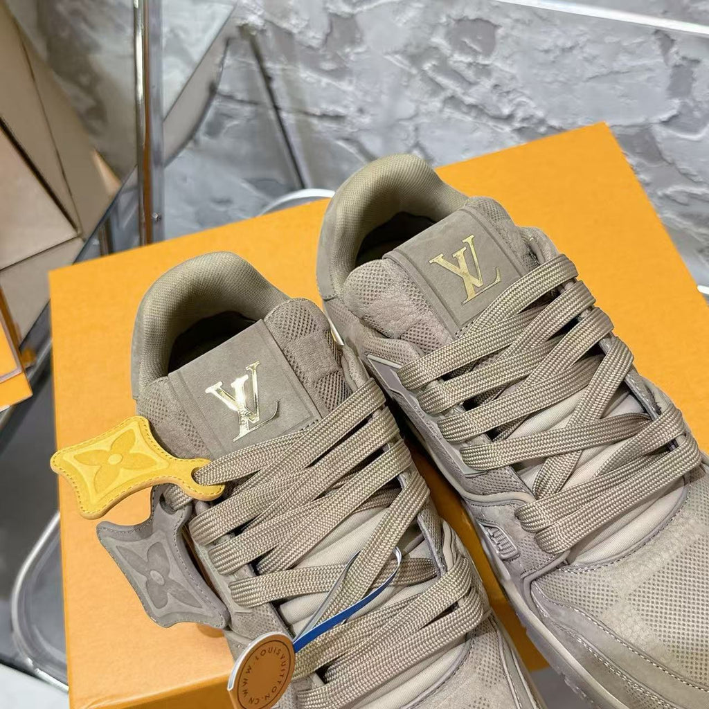 Spring and Autumn casual thick soled popular new shoes Trainer Sneaker 090305