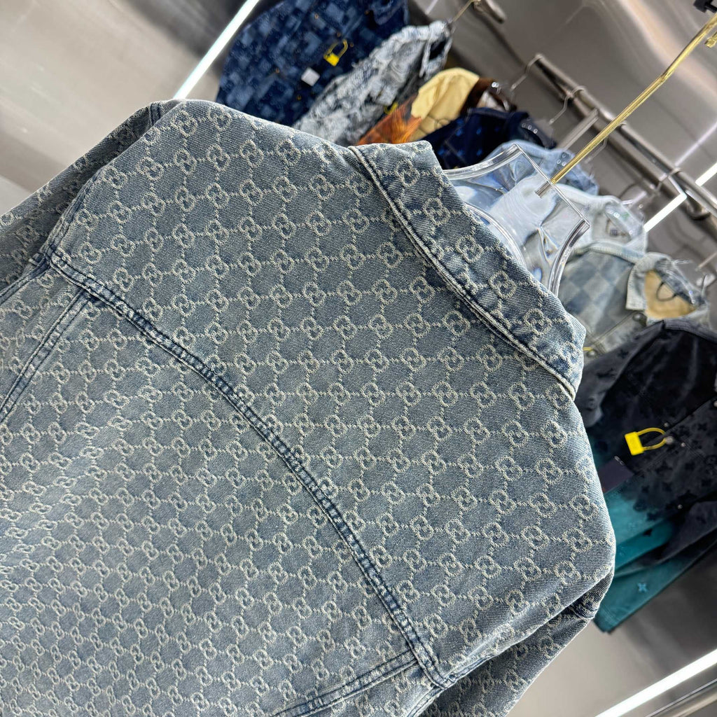 letter 1 color fashion coat  091805