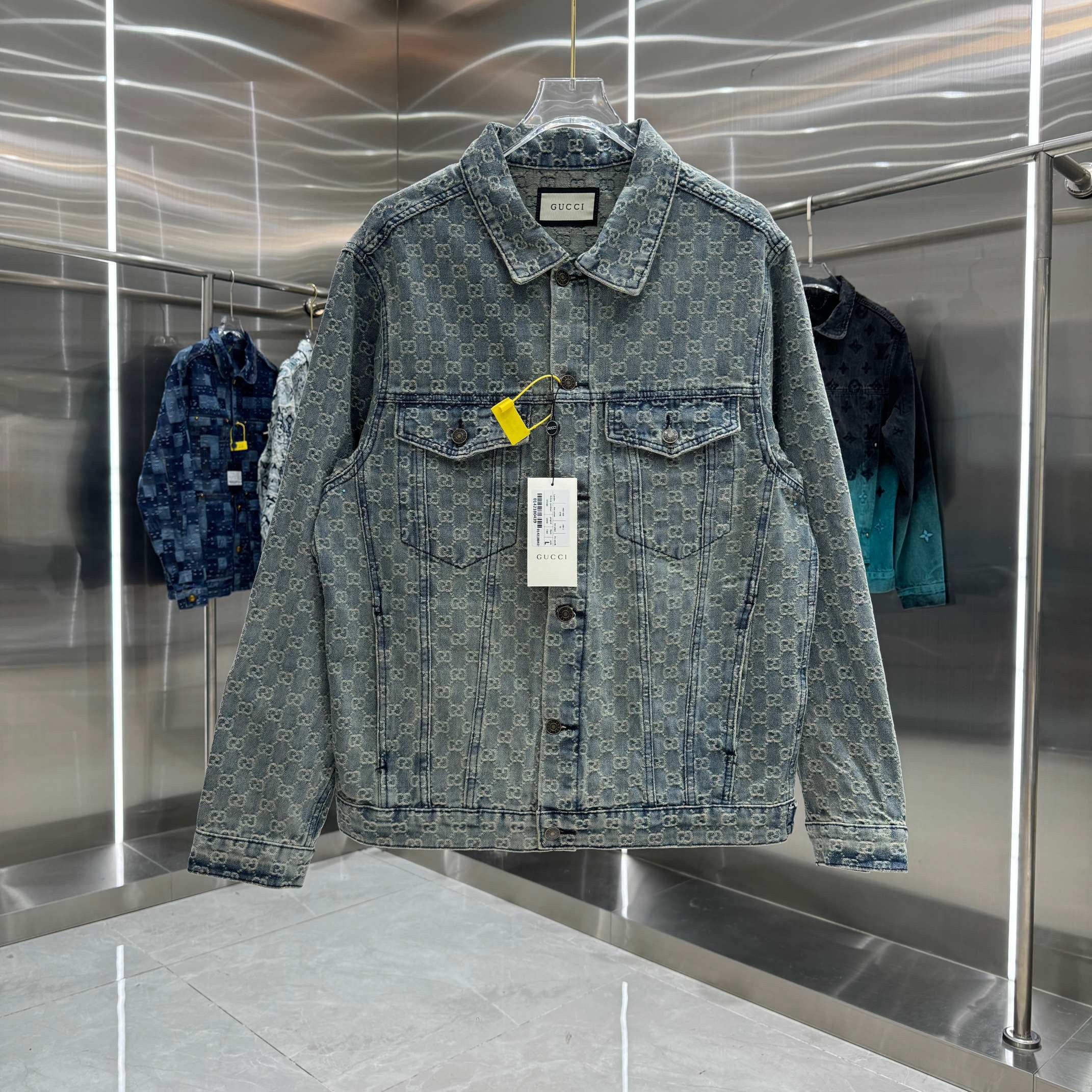 letter 1 color fashion coat  091805