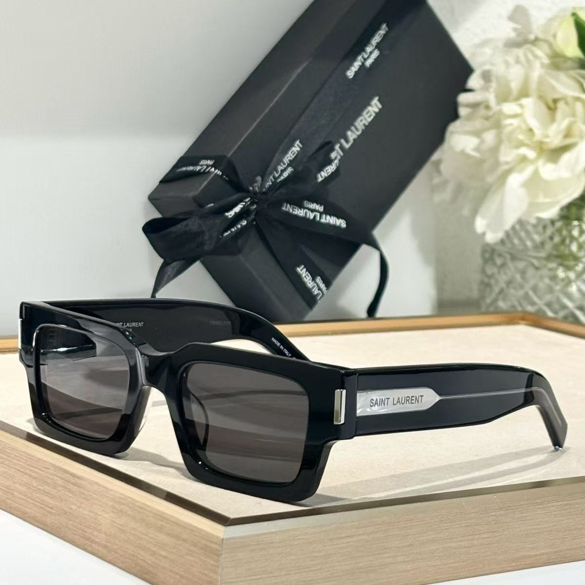 Fashion hot 8 color sunglasses