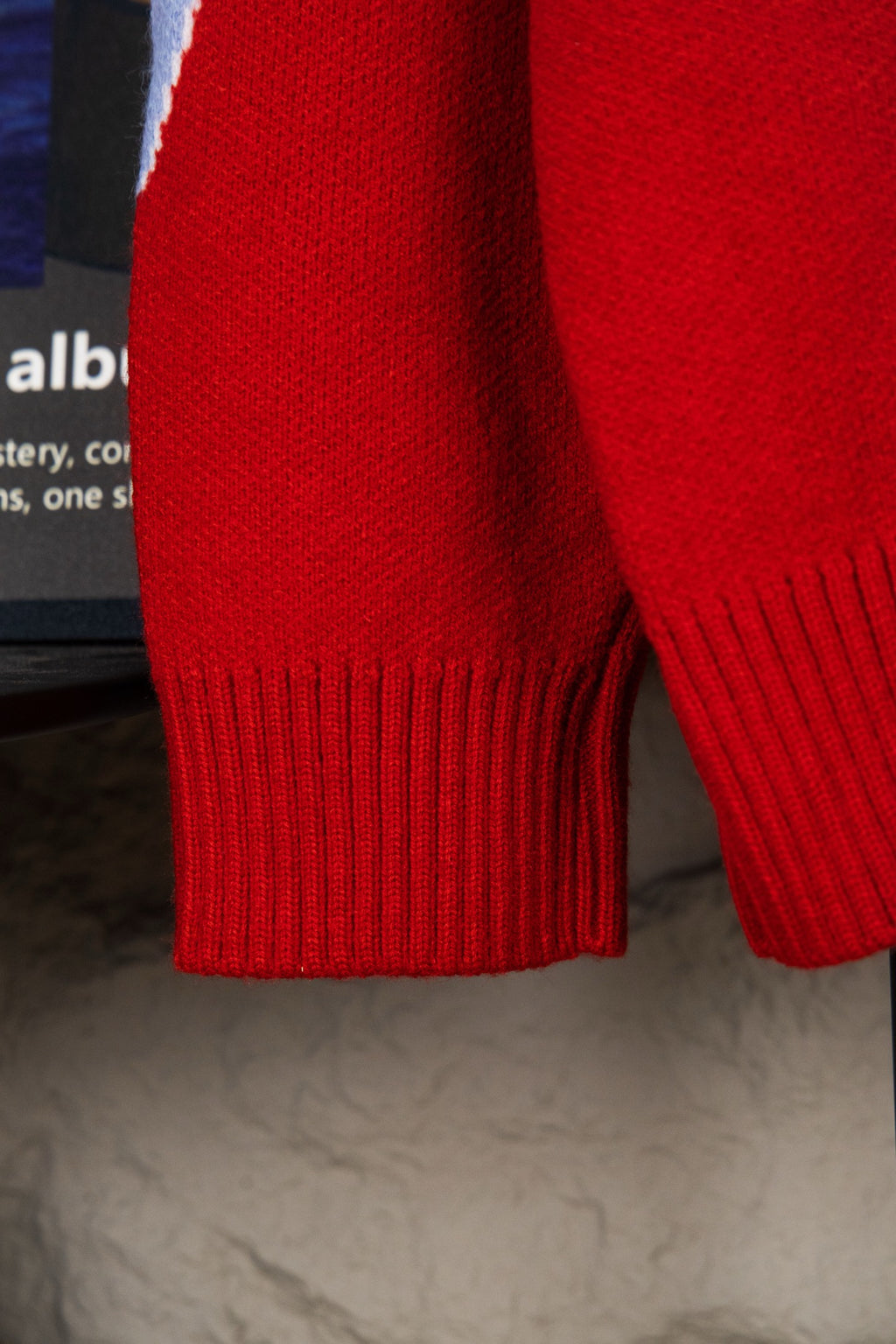 Retro atmosphere round neck autumn and winter loose and lazy feeling thick unisex sweater P205-Red