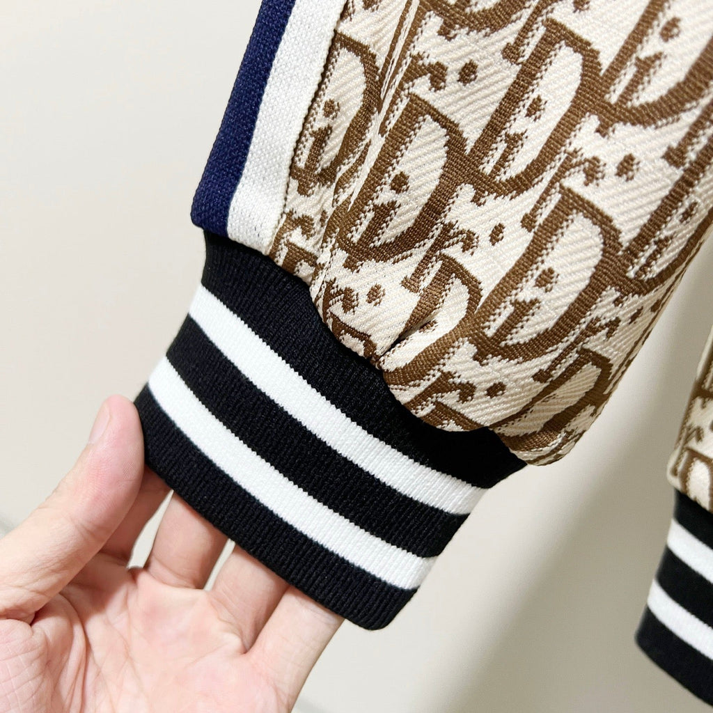 letter 1 color fashion coat  091810