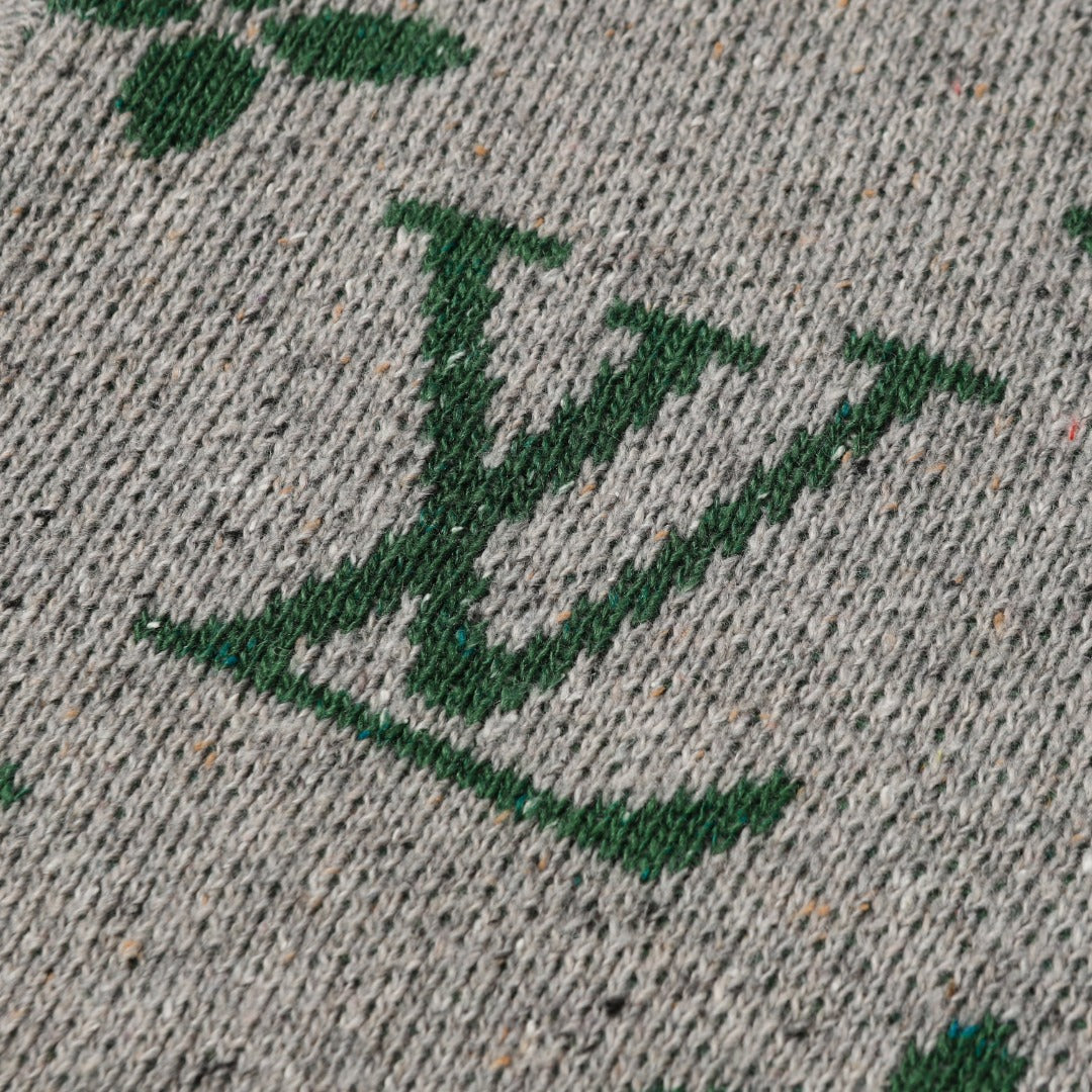 Retro atmosphere round neck autumn and winter loose and lazy feeling thick unisex sweater M833-Grey